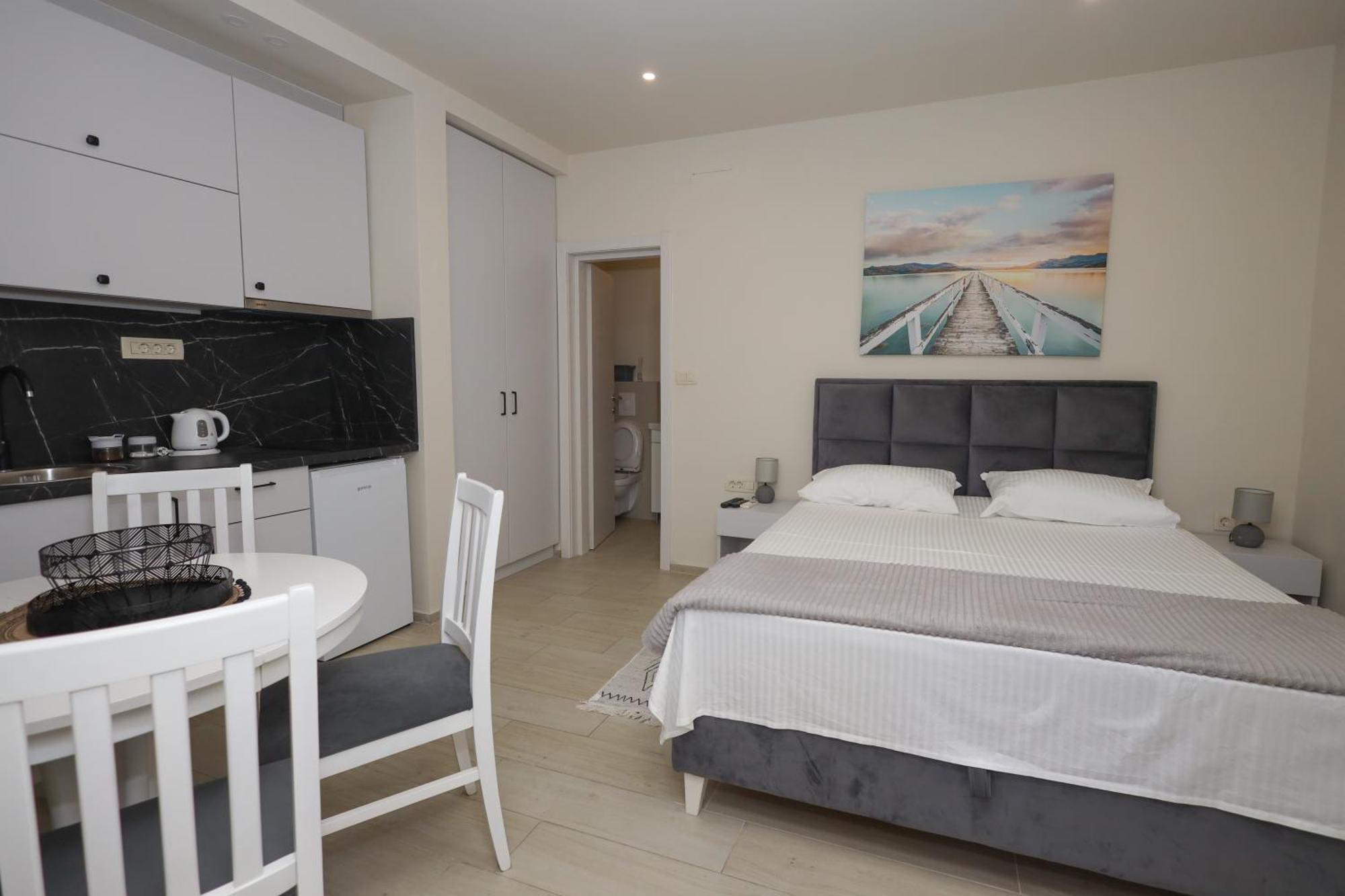 Apartments Milanovic Herceg Novi Szoba fotó