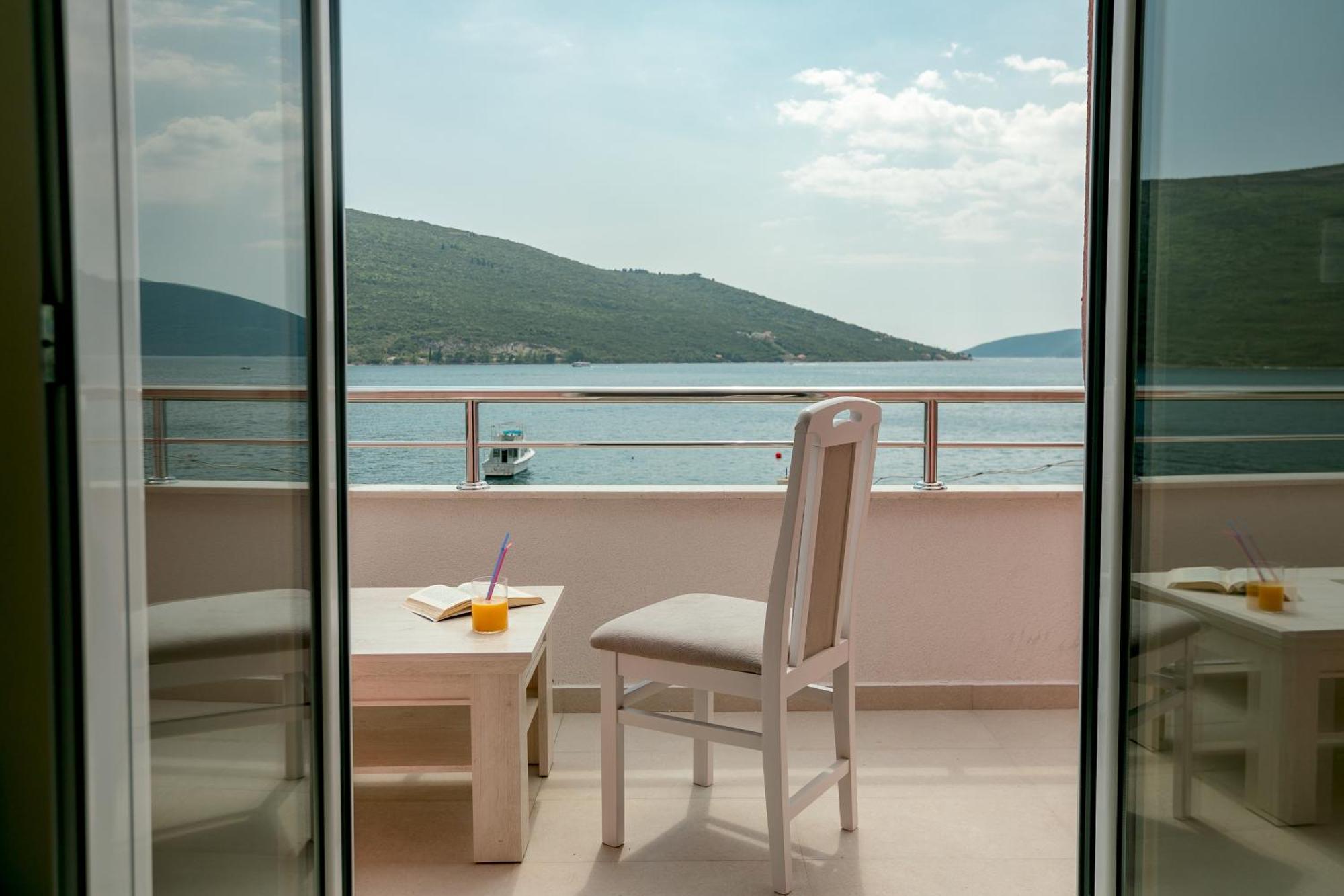Apartments Milanovic Herceg Novi Szoba fotó