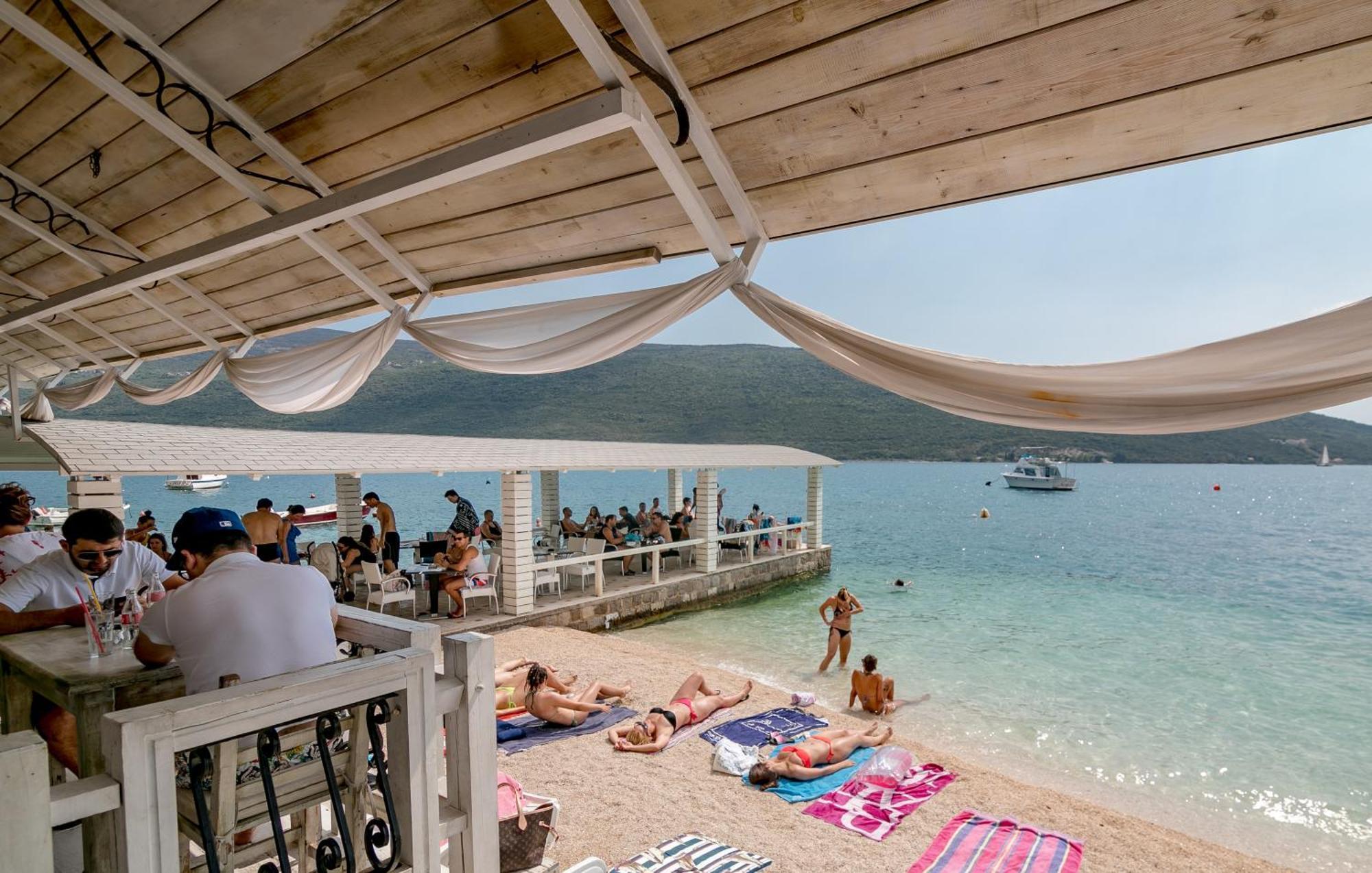 Apartments Milanovic Herceg Novi Szoba fotó